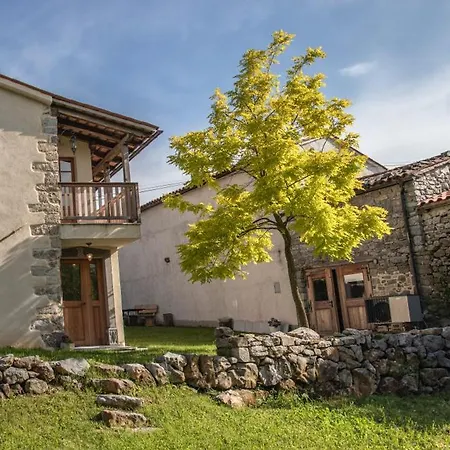 Krasna Hiska - Authentic Heritage Villa