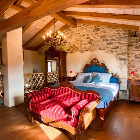 Krasna Hiska - Authentic Heritage *