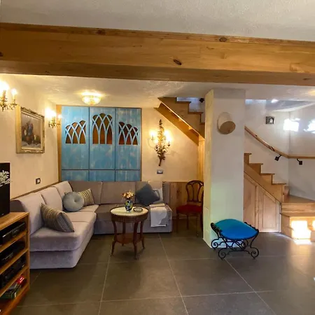 Krasna Hiska - Authentic Heritage Villa *
