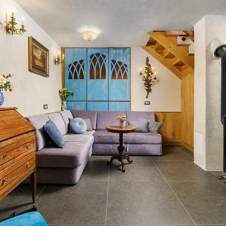Krasna Hiska - Authentic Heritage *