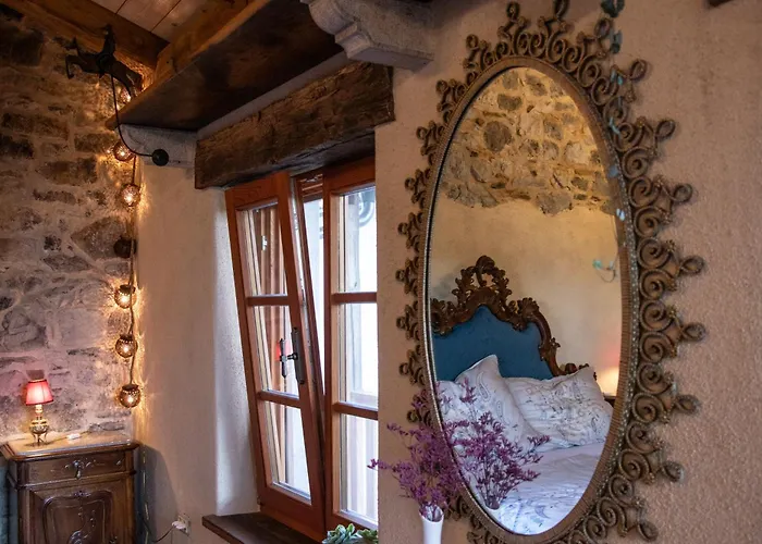 Krasna Hiska - Authentic Heritage Villa *