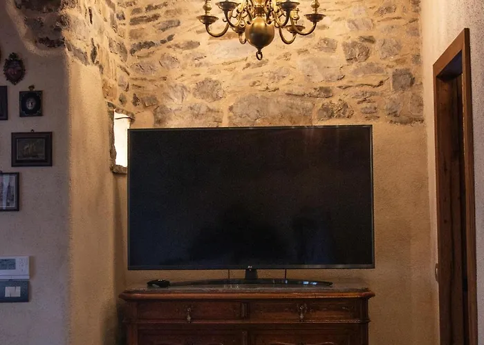 Krasna Hiska - Authentic Heritage Villa Sežana